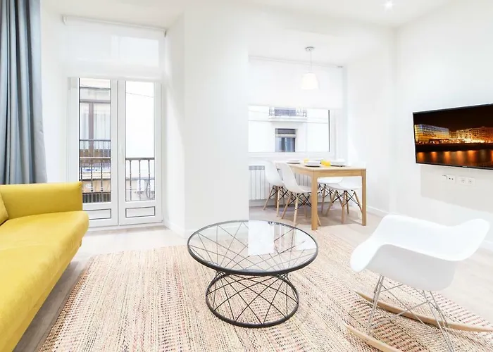 Appartamento Port Lux. Old Town - Sshousing *